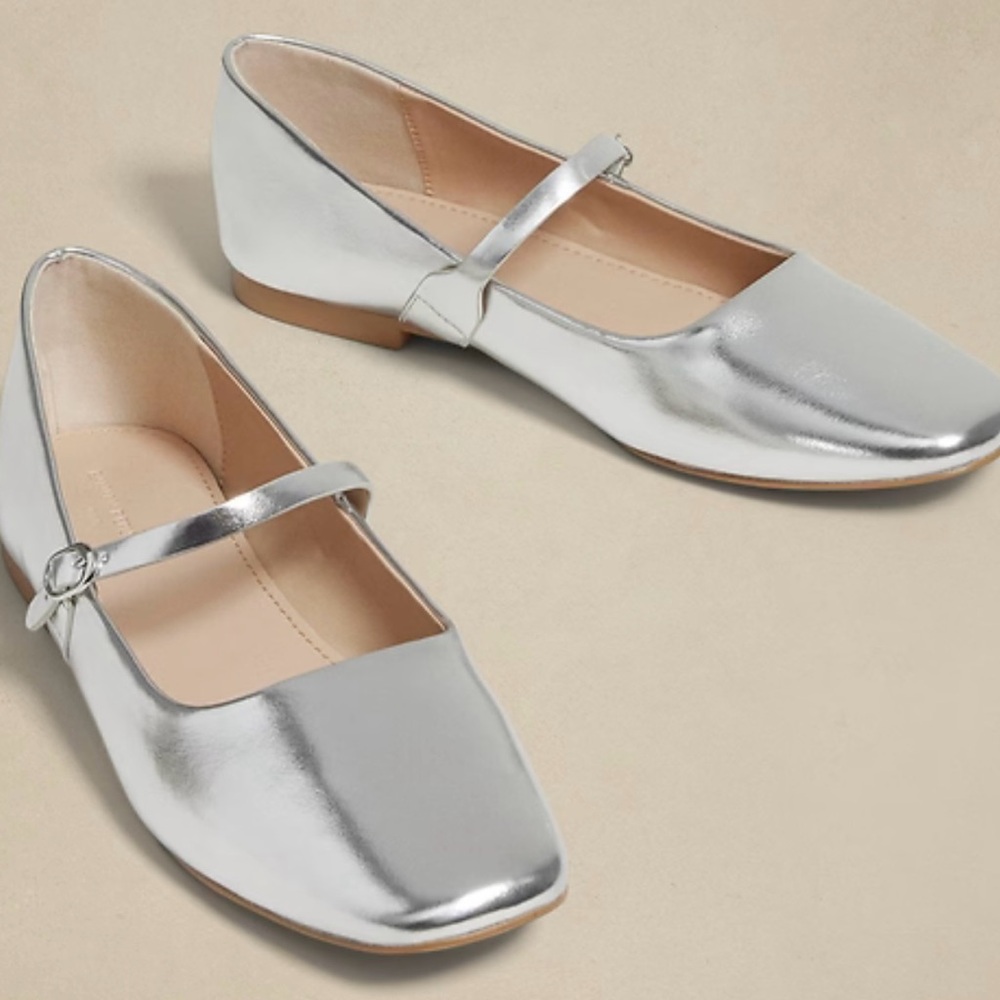 Banana Republic Factory Metallic Flats - Picture 4 of 9